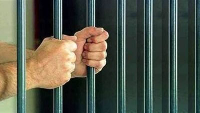 حبس عاطل لحيازته 400 جرام هيروين فى حدائق القبة