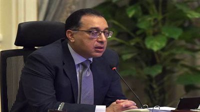 رئيس الوزراء: الظروف الحالية تفرض علينا وضعا استثنائيا.. والتزام المواطنين طوق النجاة