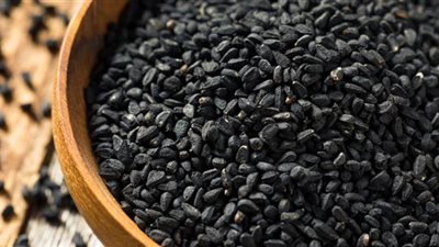 فوائد حبة البركة في التخسيس.. اكتشفيها