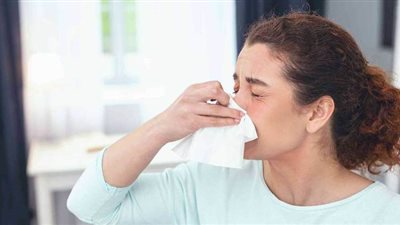 محلول الملح والشاي الأخضر أفضل علاج لانسداد الانف في أسرع وقت