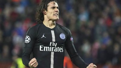 كافاني يعود لبلاده بعد رحلة الاحتراف