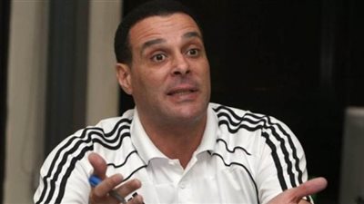 عصام عبد الفتاح: 