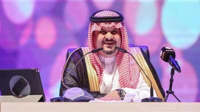 أمير سعودي يكشف حقيقة إصابة 150 فردا من العائلة المالكة بـ