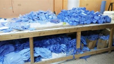 ضبط شخص بحوزتة 8500 كمامة مجهولة المصدر بالظاهر