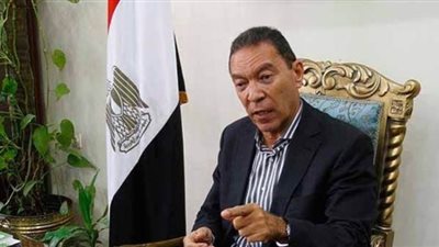 الناظر يطالب بغسل الخضراوات والفاكهة بالماء والصابون | فيديو