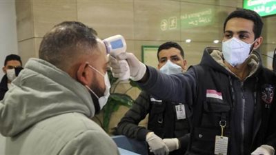 متى يمكنك التواصل مع الخط الساخن ١٠٥ الخاص بفيروس كورونا