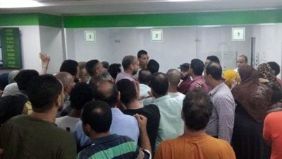 بيان عاجل بشأن زحام المواطنين بمكتب بريد حلوان