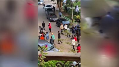 سكان المعادي يستغيثون من التجمعات: الشباب يتحدون كورونا | فيديو