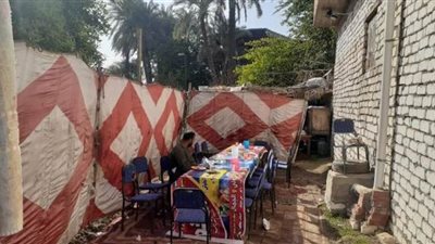 لمخالفة قرار الحظر.. فض فرح وتشميع 4 محال تجارية ببني سويف | صور