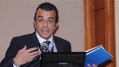 عضو مجلس إدارة الأهلي يستعيد ذكريات رئاسة أول بعثة له