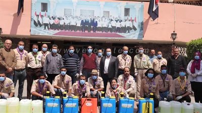 فريق الكشافة يعقم ديوان وزارة الشباب والرياضة | صور