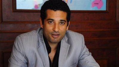 عمرو سعد: مدافن عائلتي تحت أمر أسر الأطباء والممرضين وسأحمل النعش معهم | فيديو