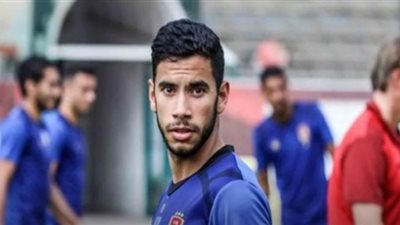 ناصر ماهر وفارس مجاهد يتنازلان لسموحة عن راتبهما 