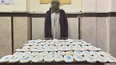 ضبط عنصر إجرامي بحوزته 100 طربة حشيش فى الإسكندرية