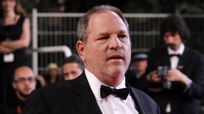 قضية اعتداء جديدة تطارد المنتج المسجون هارفي واينستين