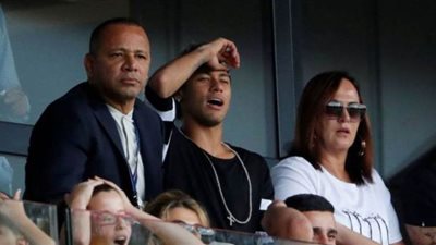 والدة نيمار تدخل في علاقة غرامية مع شاب 22 سنة  | صور