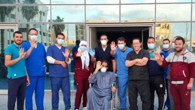 جامعة حلوان تعلن شفاء مسن من فيروس كورونا في مستشفى 