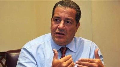 ياسين منصور: تسليم منشأة سياحية  مكونة من ٢٠٠ غرفة لوزارة الصحة