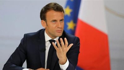 ماكرون يعتزم تمديد 