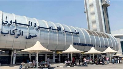 السياحة: إنهاء إجراءات سفر 13 سائحا بريطانيا عالقين في مصر