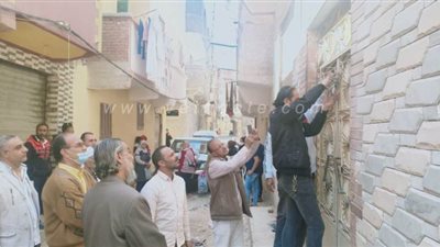 ضبط مصنع كمامات غير مرخص بالعامرية | صور