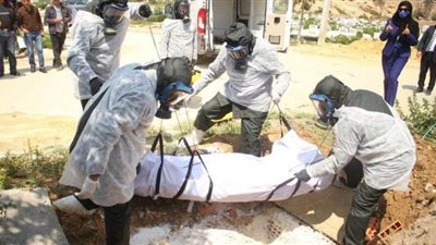 البحوث الإسلامية: تجهيز ضحايا كورونا وفقاً لإجراءات الطب الوقائي لا يترتب عليه عدوى