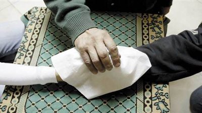 مأذون شرعي يطلق مبادرة لعقد قران الممرضين والممرضات مجانا