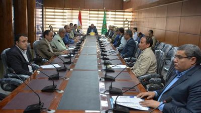 محافظ الدقهلية: لن أتسامح في إهدار أموال الدولة وتأخير أجورعمال النظافة