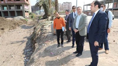 محافظ المنوفية يتفقد أعمال التطوير بمدخل شبين وتكسية ترعة غزل شبين الكوم