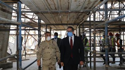 المتحف المصري الكبير يواصل العمل بـ1700 عامل و300 مهندس لمواجهة كورونا
