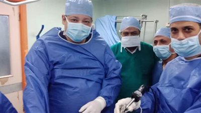 نجاح جراحة تحويل مسار السائل النخاعي لطفل بمستشفى المنصورة العام الجديد | صور