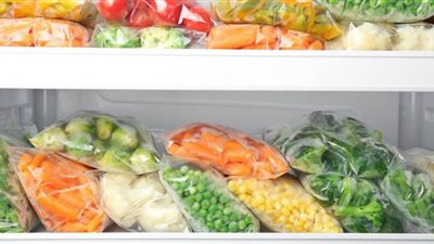 الصناعة تخاطب الجمارك بشأن استثناء الخضراوات المجمدة من قرار وقف تصدير البقوليات