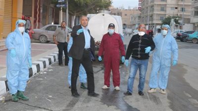 شمال سيناء تواصل تعقيم وتطهير شوارع العريش