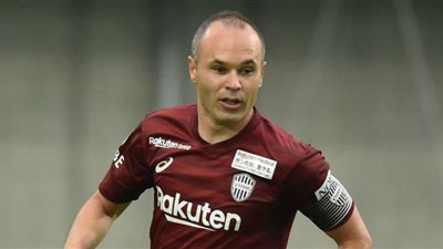 حملات للاعبي الدوري الياباني لتفادي انتشار كورونا.. أبرزهم إنيستا | فيديو