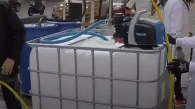 صيدليات متنقلة تنتج معقم اليدين في شوارع فرنسا | فيديو