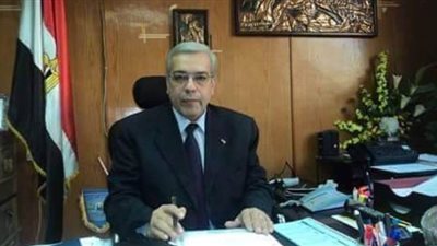 استبعاد مدير مدرسة بالقليوبية لبيعه الأبحاث للطلاب بـ45 جنيها