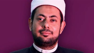 إمام السيدة نفيسة يكشف عن بركات صلاة قيام الليل