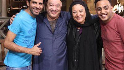 حمدي الميرغني مع صلاح عبد الله وانتصار في كواليس 