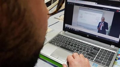 بإمكانيات محدودة مدرسة حكومي في بني سويف تنفذ تجربة التعليم عن بعد