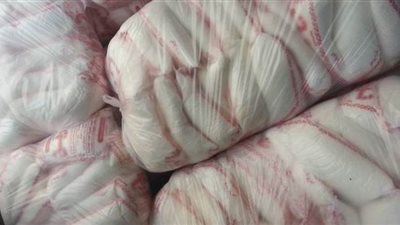 مصادرة 4 أطنان سكر مجهول المصدر داخل مخزن بالسيدة زينب