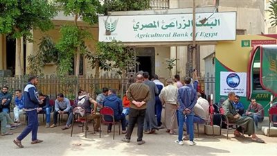 وزير القوى العاملة يتابع مع المديريات صرف منحة العمالة غير المنتظمة