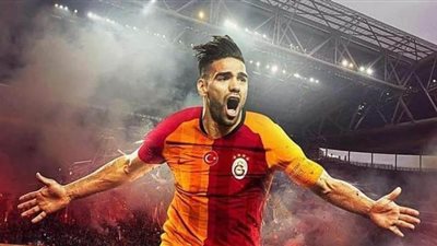 فالكاو يرفض عرض الهلال السعودي ويتمسك بـ