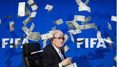 بلاتر يطالب بسحب تنظيم مونديال 2022 من قطر وإسناده لأمريكا