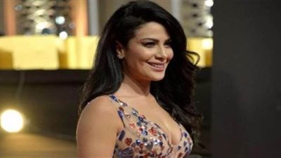 صبا مبارك: اشتقت لعائلتي وأفتقدهم بشدة