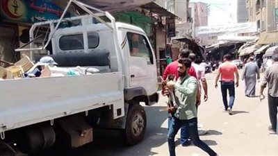 أمن الجيزة يرفع 108 حالات إشغال طريق بالمنطقة الأثرية في الهرم