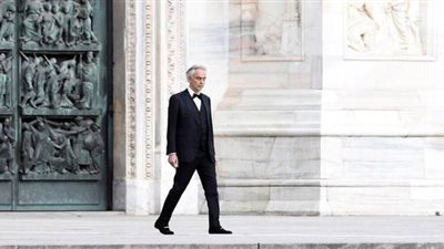 آندريا بوتشيلي يكسر الرقم القياسي بحفله الأخير