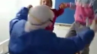 اطفال الحجر الصحي بقها يرقصون علي اغنية 