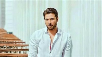 أحمد عز يقدم لجمهوره 