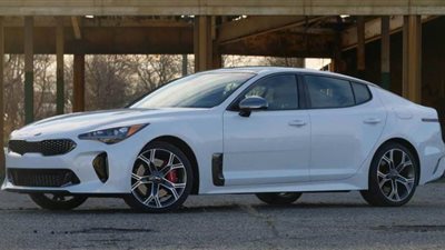 بعد انخفاض المبيعات.. كيا تجري تحديثات جديدة على سيارتها ستينجر GT