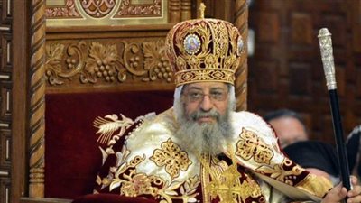 الكنيسة تحتفل بالقيامة 